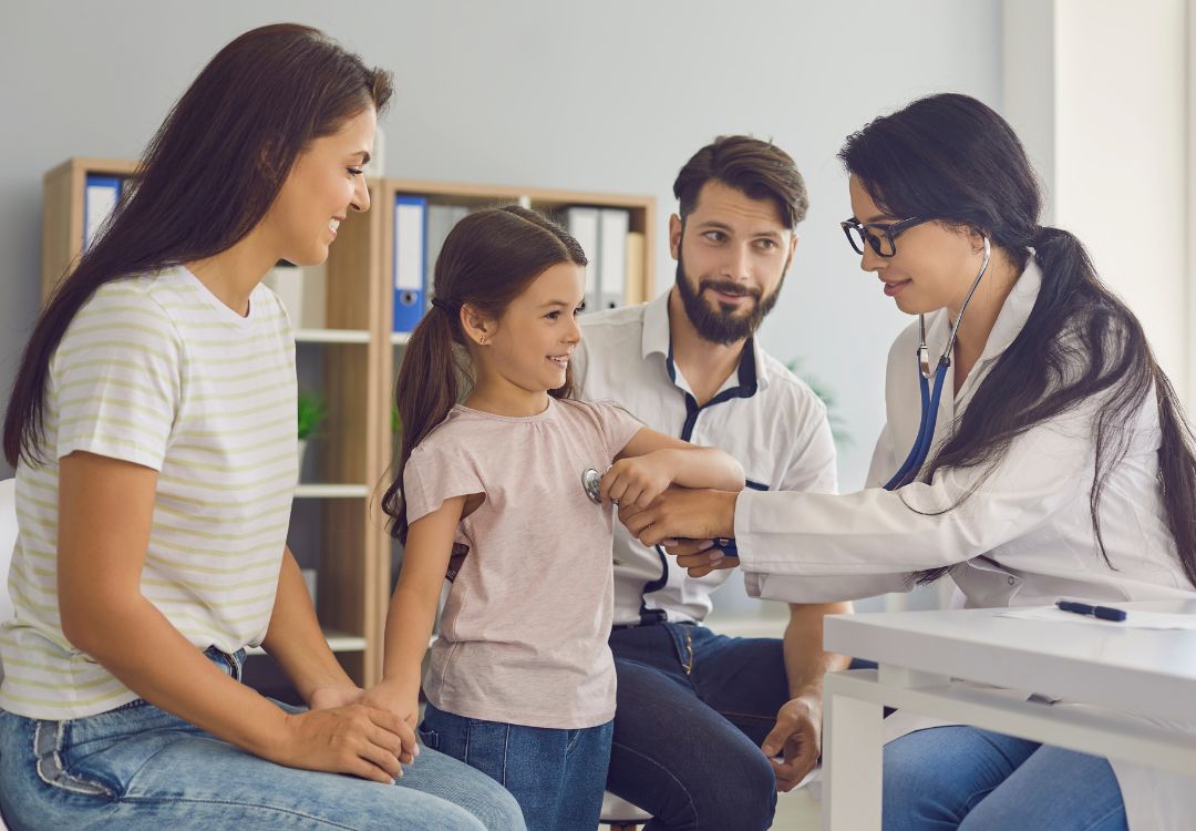 Expertos alertan sobre riesgo de miles sin seguro en Ohio