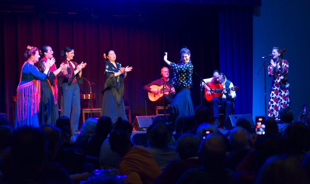 La pasión del flamenco llega a Cleveland con Abrepaso’s Tablao