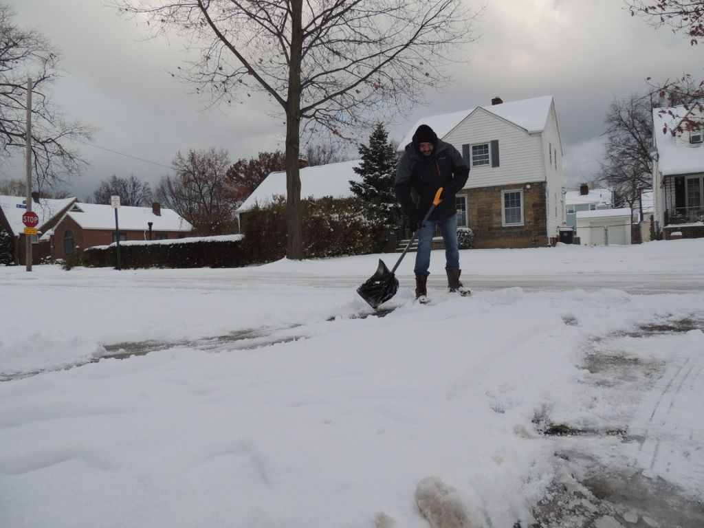 Cleveland necesita Héroes de Nieve; son voluntarios que cambian vidas