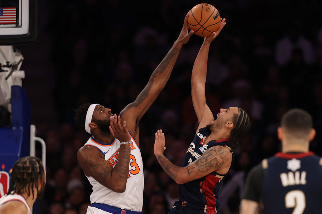 Cleveland Cavaliers v New York Knicks