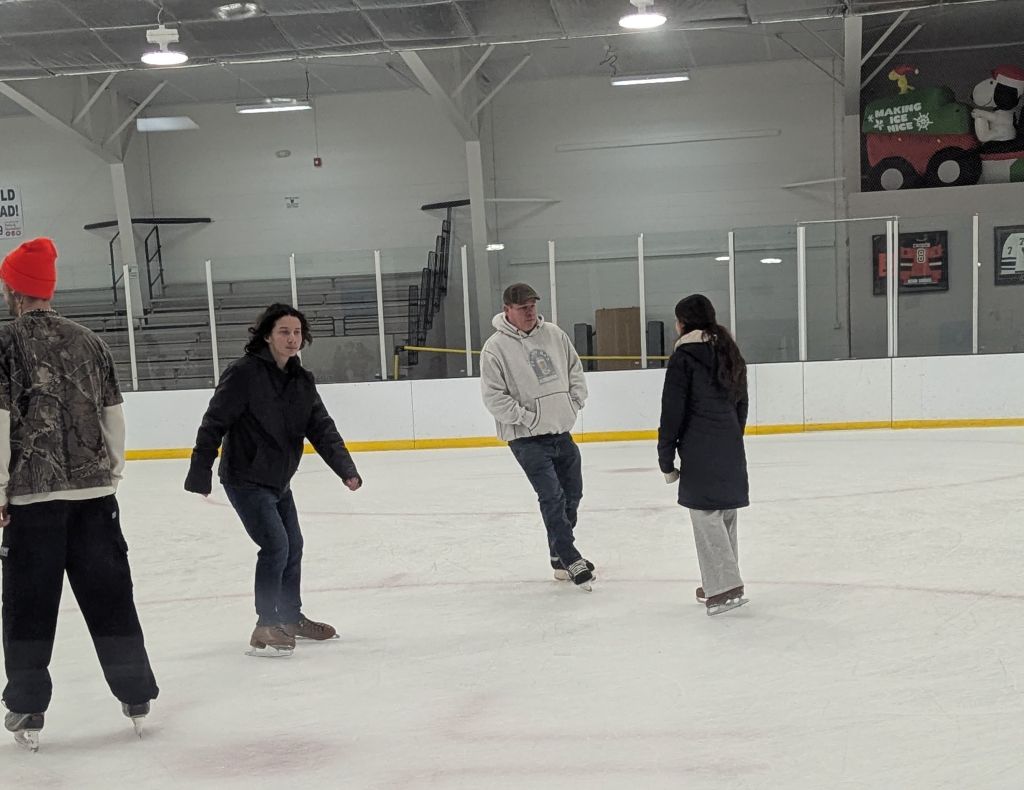 Patinaje sobre hielo: planes económicos para disfrutar en familia