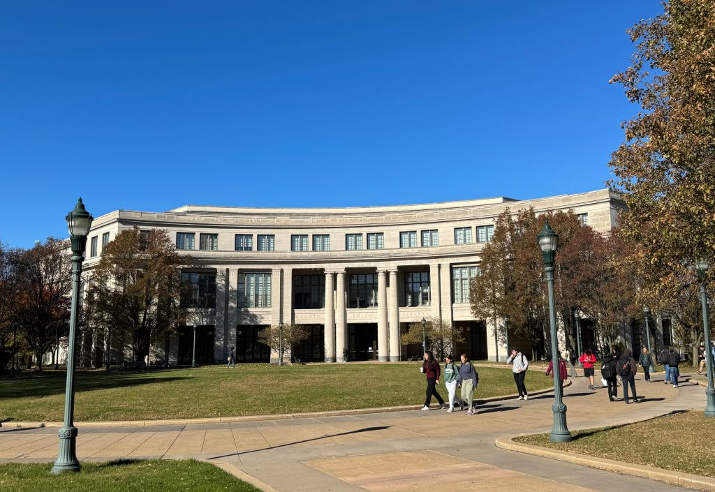 Reconocen a CWRU entre las 25 mejores universidades del mundo