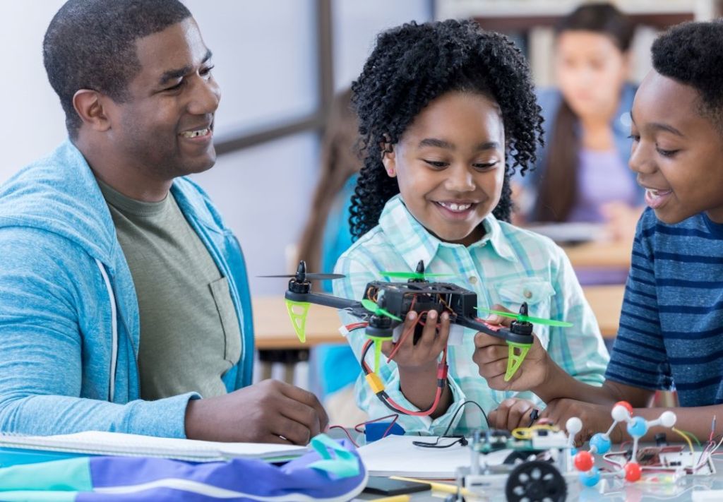 Vacaciones de primavera con desayuno, almuerzo y diversión educativa